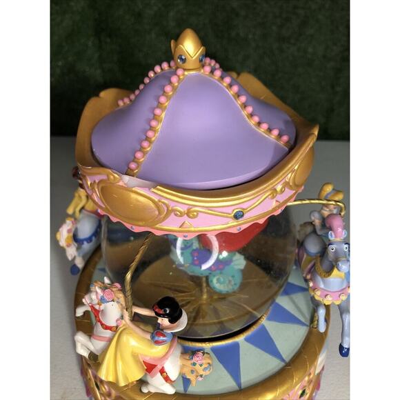 Disney Princess Musical Carousel Snow Globe - SMALL CHIP - Tested Works - Picture 4 of 5